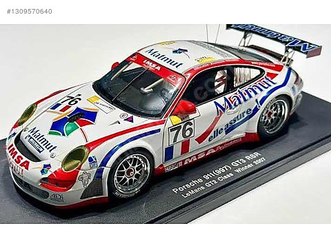 Autoart Diecast Model 1:18 Porsche Araba - 1309570640