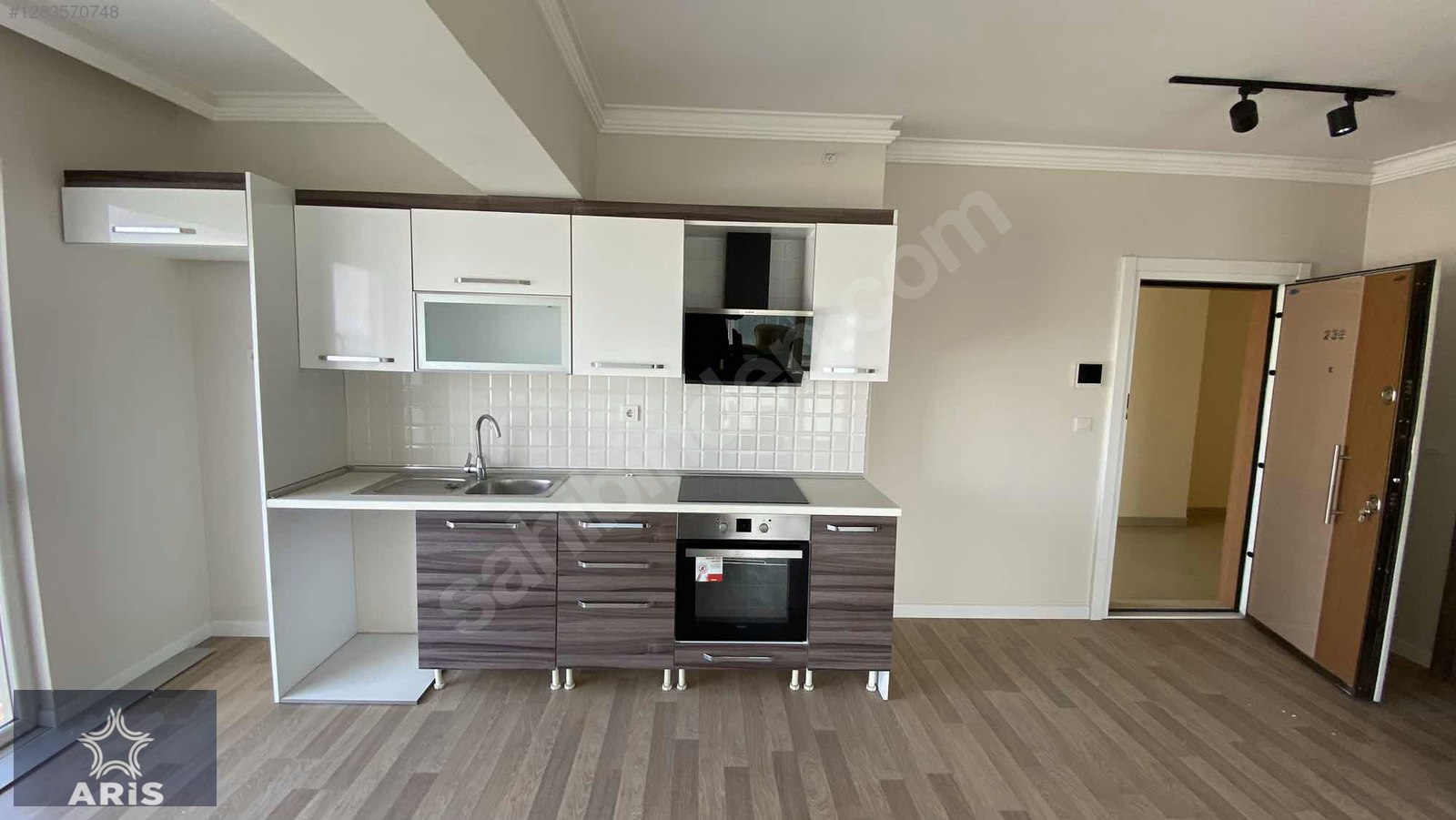 Aris Grand Tower da Büyük 1+1 İLK OTURAN SİZ OLUN