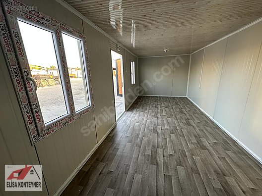 Machinery / Industrial / Containers & Cabins / Containers