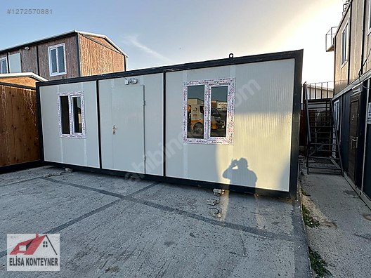 Machinery / Industrial / Containers & Cabins / Containers