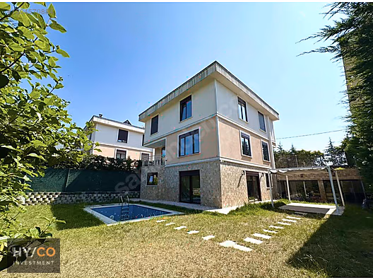 ÇEKMEKÖYDE MÜSTAKİL HAVUZLU KİRALIK BOŞ VİLLA