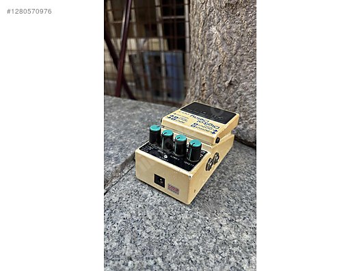 Boss DD-7 Digital Delay - Efekt Pedalı ve Diğer Enstrüman Yan