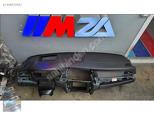 Cars & SUVs / Hatches & Bodywork / BMW F10 M SİYAH DİKİŞLİ TORPİDO