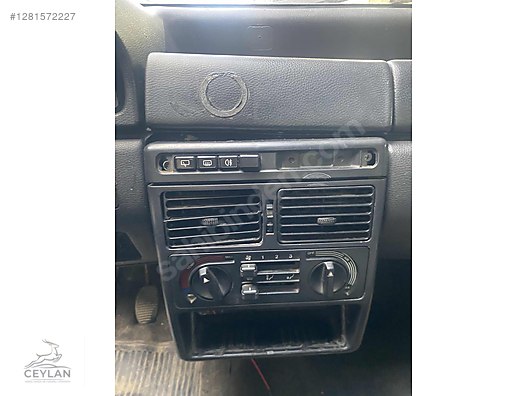 Fiat uno sağ ön çamurluk görseli 4