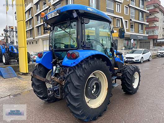 Machinery / Agricultural Machines / Tractors / New Holland / TT4.65