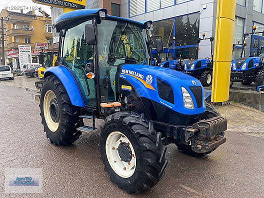 Machinery / Agricultural Machines / Tractors / New Holland / TT4.65
