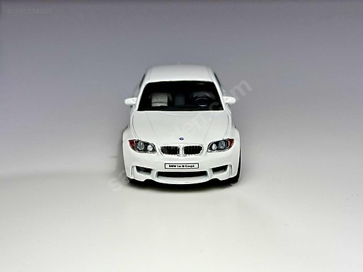 Mini GT Diecast Model 1:64 BMW Araba - 1301574935