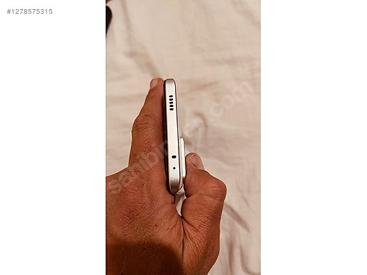 Used & Brand New Items / Cell Phones & Accessories / Cell Phones / Xiaomi / Poco F5 Pro