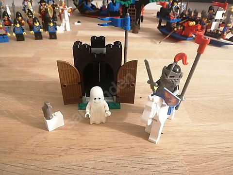 lego black monarch's ghost