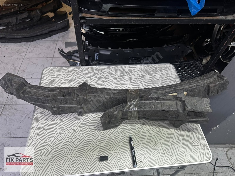 Mercedes CLA Tampon Braketi (Ön)