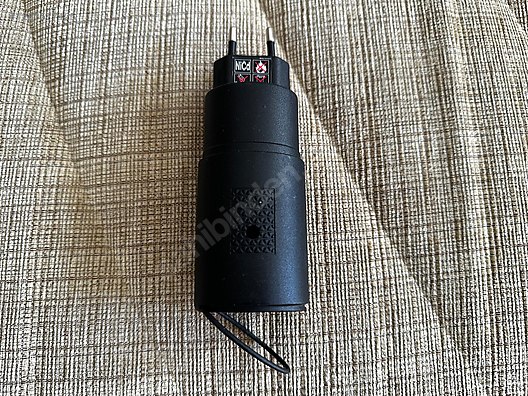 Used & Brand New Items / Electronics / Laser Pointers & Flashlights