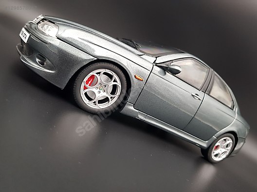 Ricko Diecast Model 1:18 Alfa Romeo Araba - 1298578017