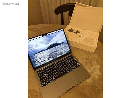 Apple Macbook / MacBook Air M2 - 8 GB RAM / 256 GB SSD SIFIR