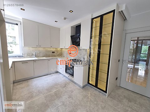 EMİR'DEN CADDEBOSTAN SAHİLDE 4+1 GENİŞ 2019 YAPIMI...
