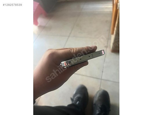 Used & Brand New Items / Cell Phones & Accessories / Cell Phones / Xiaomi / 13