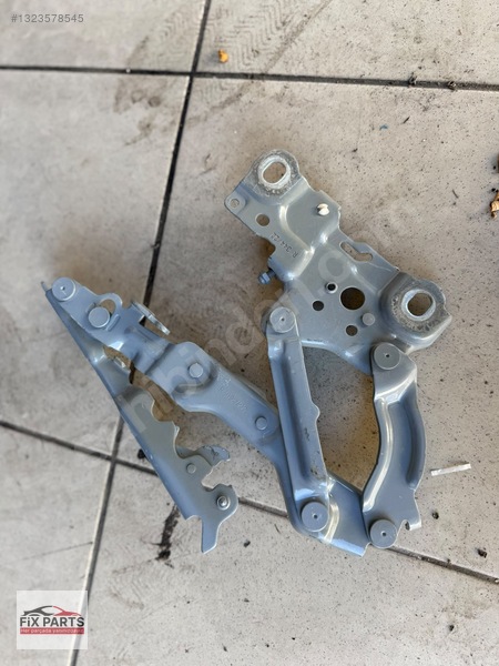 BMW 4 Serisi Kaput Menteşesi