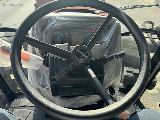 Machinery / Agricultural Machines / Tractors / Case IH / Farmall 100M