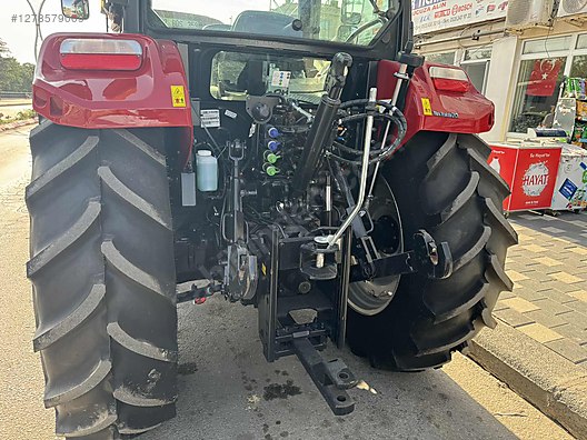Machinery / Agricultural Machines / Tractors / Case IH / Farmall 100M