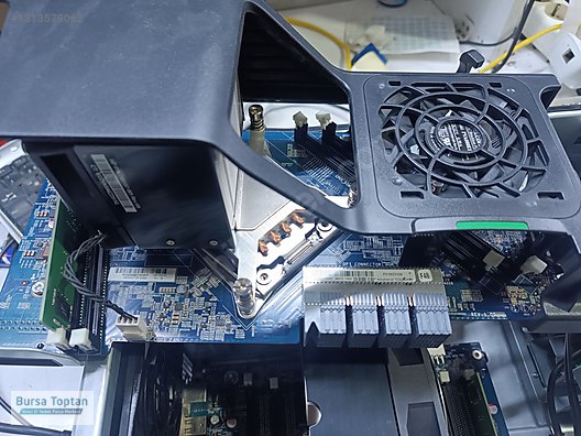 hp z640 workstation 32gb ram çift işlemcili e5 2620 v4 26900tl