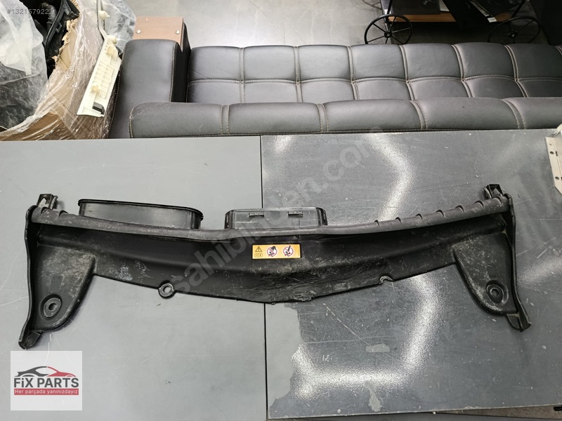 Mercedes E Ön Panel