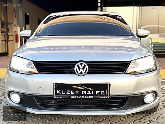 volkswagen jetta 1 2 tsi trendline vw jetta dsg highline jant sis park sensoru geri gorus navigasyn at sahibinden com 873579797