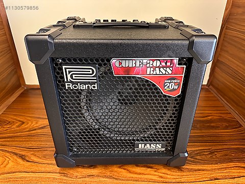 Çok Temiz Roland CUBE-20XL Bass 20-Watt 1x8