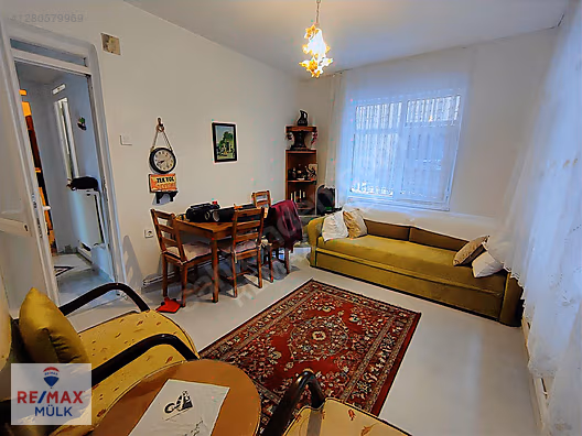 100.YIL BULVARI VE LİSE CADDESİNE BİR SOKAK MESAFEDE SATILIK 2+1 #1280579969