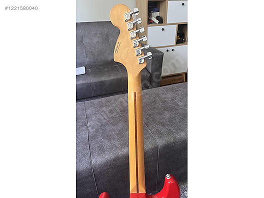 Squier Elektro Gitar