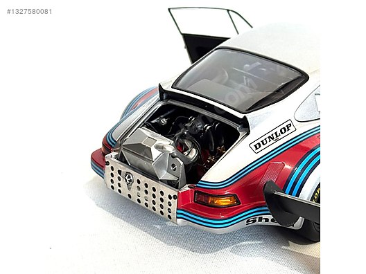 Autoart Diecast Model 1:18 Porsche Araba - 1327580081