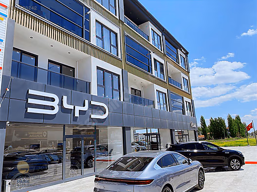 ÖZDİLEK YOLU ÜZERİ SIFIR KAPALI OTOPARK LÜKS 2+1 SELÇUKLU ERKMEN