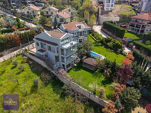 DOBURCA'DA MERKEZİ KONUMDA SATILIK VİLLA