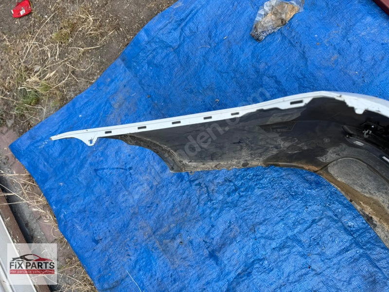 BMW 5 Serisi Tampon (Arka)