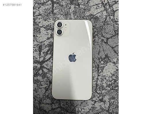 Apple / iPhone 11 / İPhone 11 beyaz 128 Gb garantisi devam etmekte
