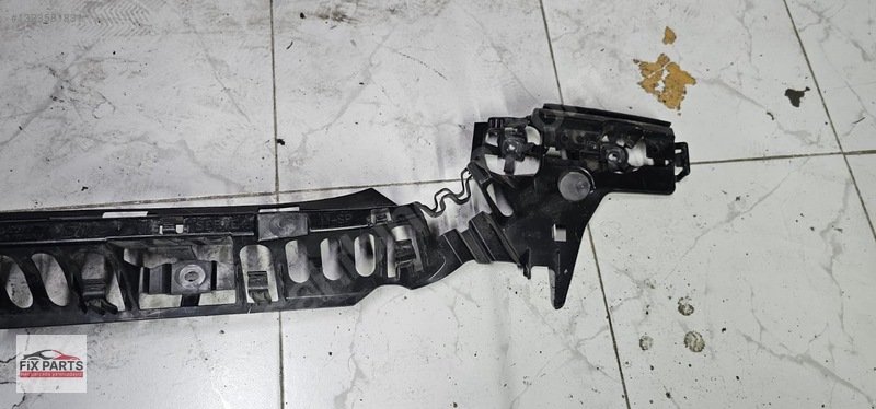 BMW 4 Serisi Tampon Tutacağı
