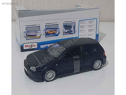 KAMPANYA !! 1.24 ÖLÇEK VOLKSWAGEN GOLF R32 SIFIR KUTULU ÜRÜN on