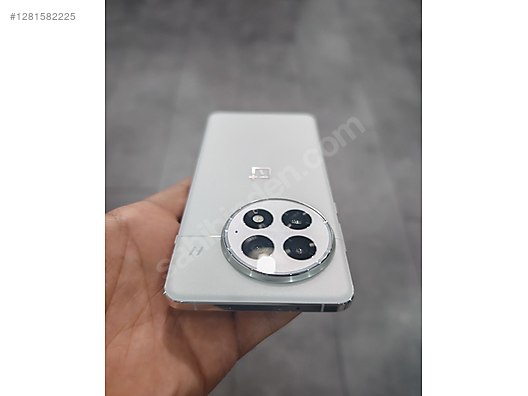 Used & Brand New Items / Cell Phones & Accessories / Cell Phones / OnePlus / 13