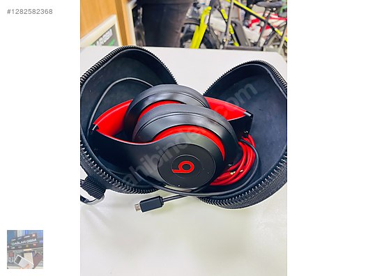 Beats Solo 3 Wireless Kulak Üstü Bluetooth Kulaklık
