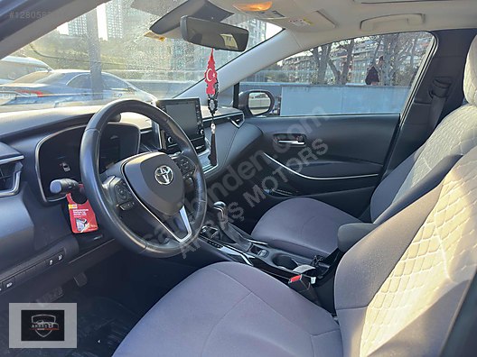 Vasıta / Otomobil / Toyota / Corolla / 1.8 Hybrid / Flame X-Pack