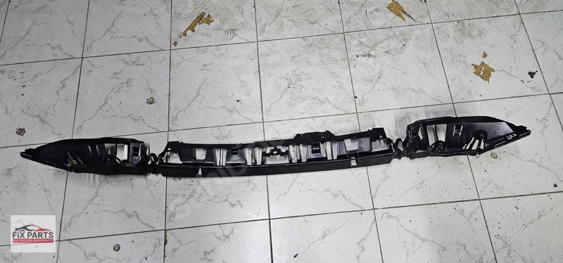 BMW 1 Serisi Tampon Braketi (Arka)