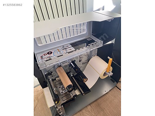 Temiz Çok Az Kullanılmış Zebra ZT230 203DPI yazıcı sahibinden