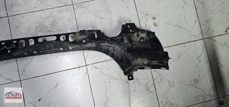 BMW 5 Serisi Tampon Braketi (Arka)