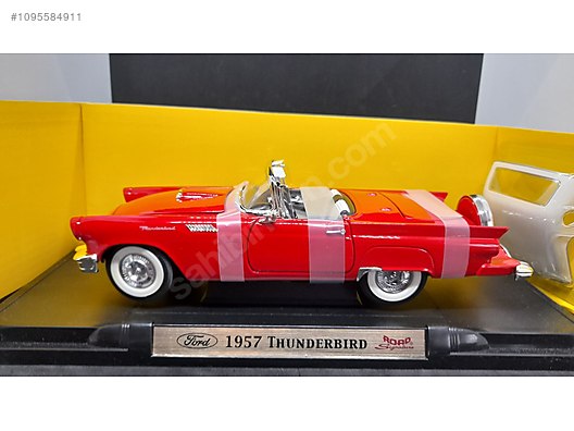 国内最安値 廃盤 ロードシグネチャー 1/18 Ford 1957 THUNDERBIRD