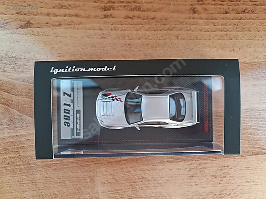 Ignition Model Diecast Model 1:64 Nissan Araba - 1293584963
