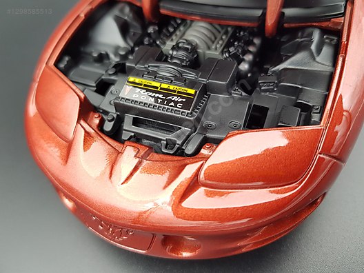 1/18 die-cast Pontiac Firebird Trans Am 2002 on sahibinden.com