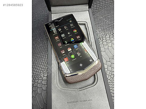 Vertu Constellation 2006 電話. 未使用の 1284585923461.jpg
