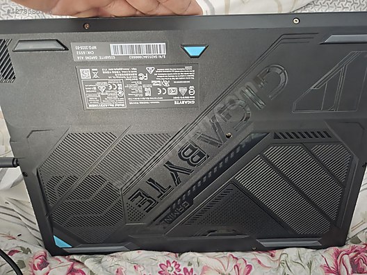 Intel Core i7 Gigabyte Oyuncu Laptop