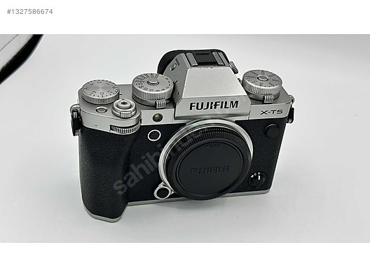 Aynasız / Fujifilm / X-T5 / Fujifilm X-t5 kutusunda çok temiz