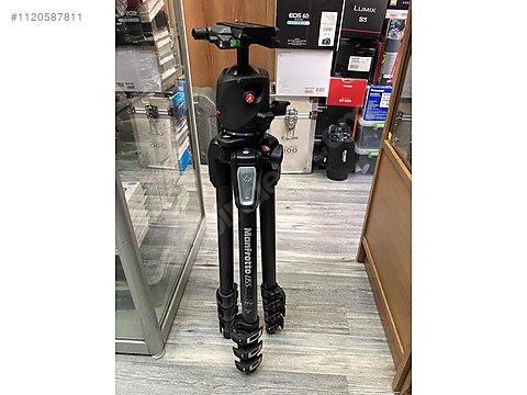 manfrotto lightweight tripod