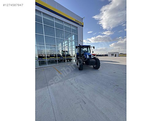 Machinery / Agricultural Machines / Tractors / New Holland / T6.160