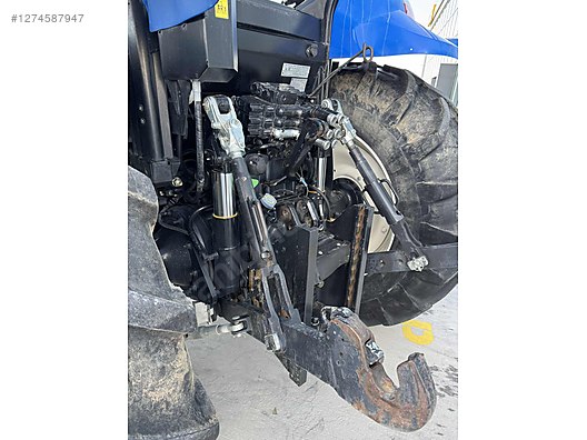 Machinery / Agricultural Machines / Tractors / New Holland / T6.160